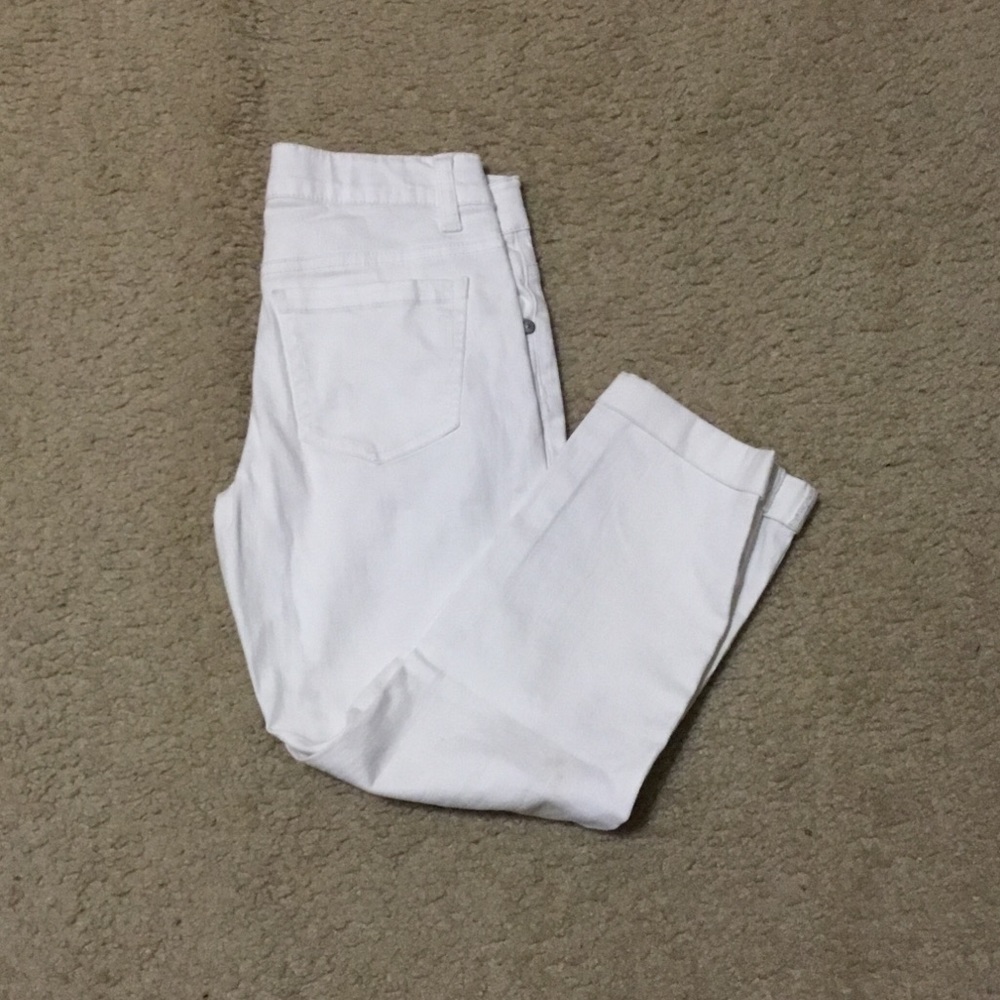 NWOT White Ripped Crochet Jeans